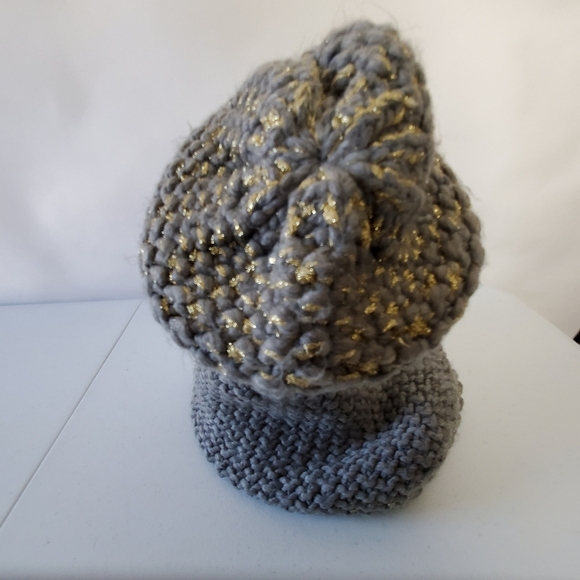 Verloop Knit Hat and Neck Scarf Set Gray and Metallic Slouchy Skull Cap Cowl main image 6